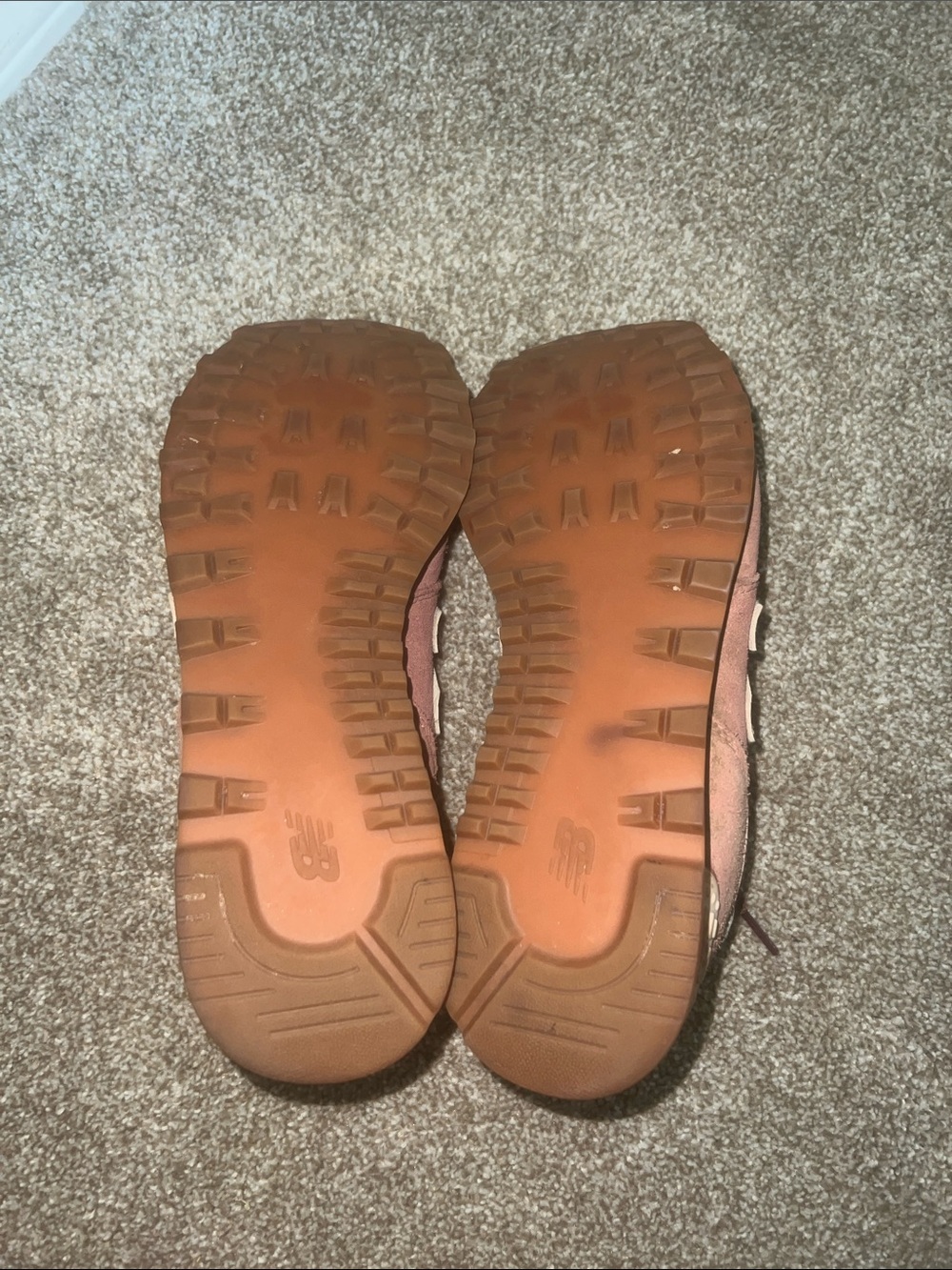New Balance Rust/Pale Pink and White Low-Top Sneakers See Description - Picture 3 of 4